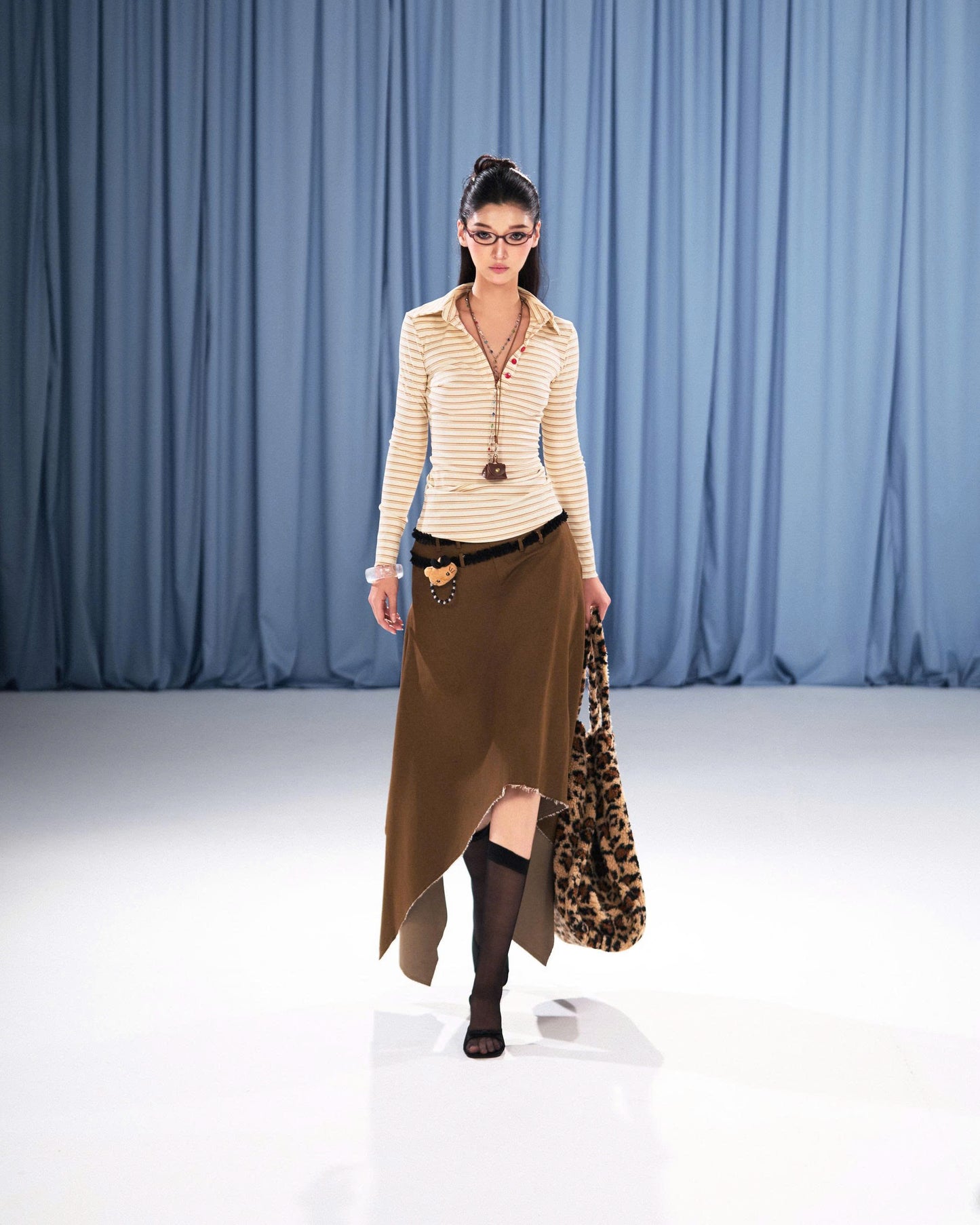 COCOA CREPE TOP