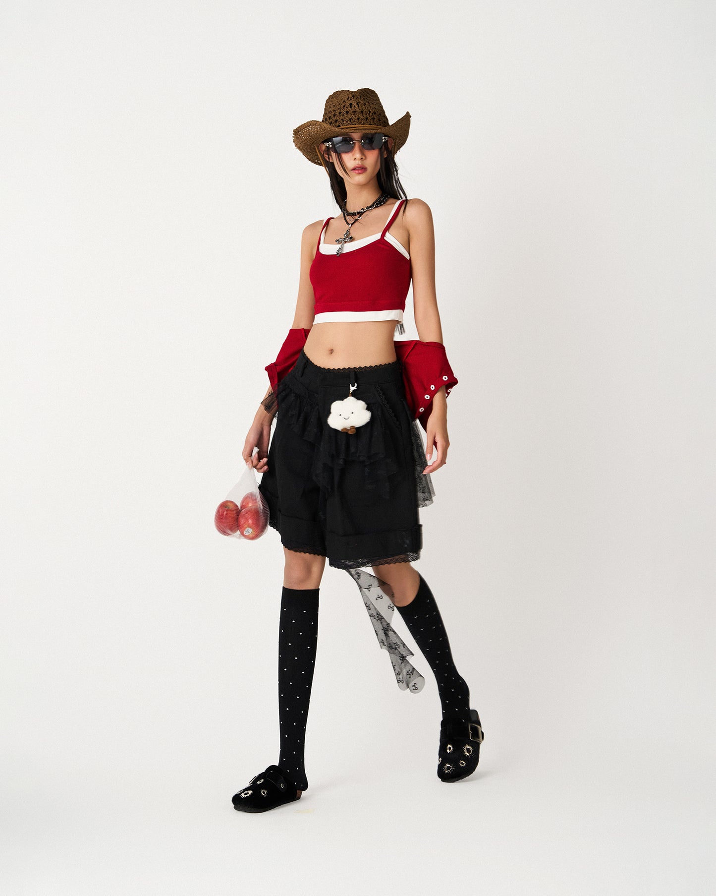 YUMI SHORTS IN BLACK