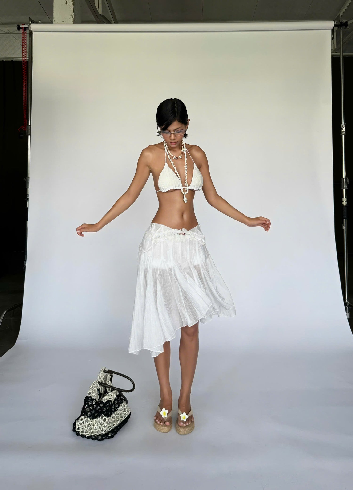 WHITE VIVID DRESS